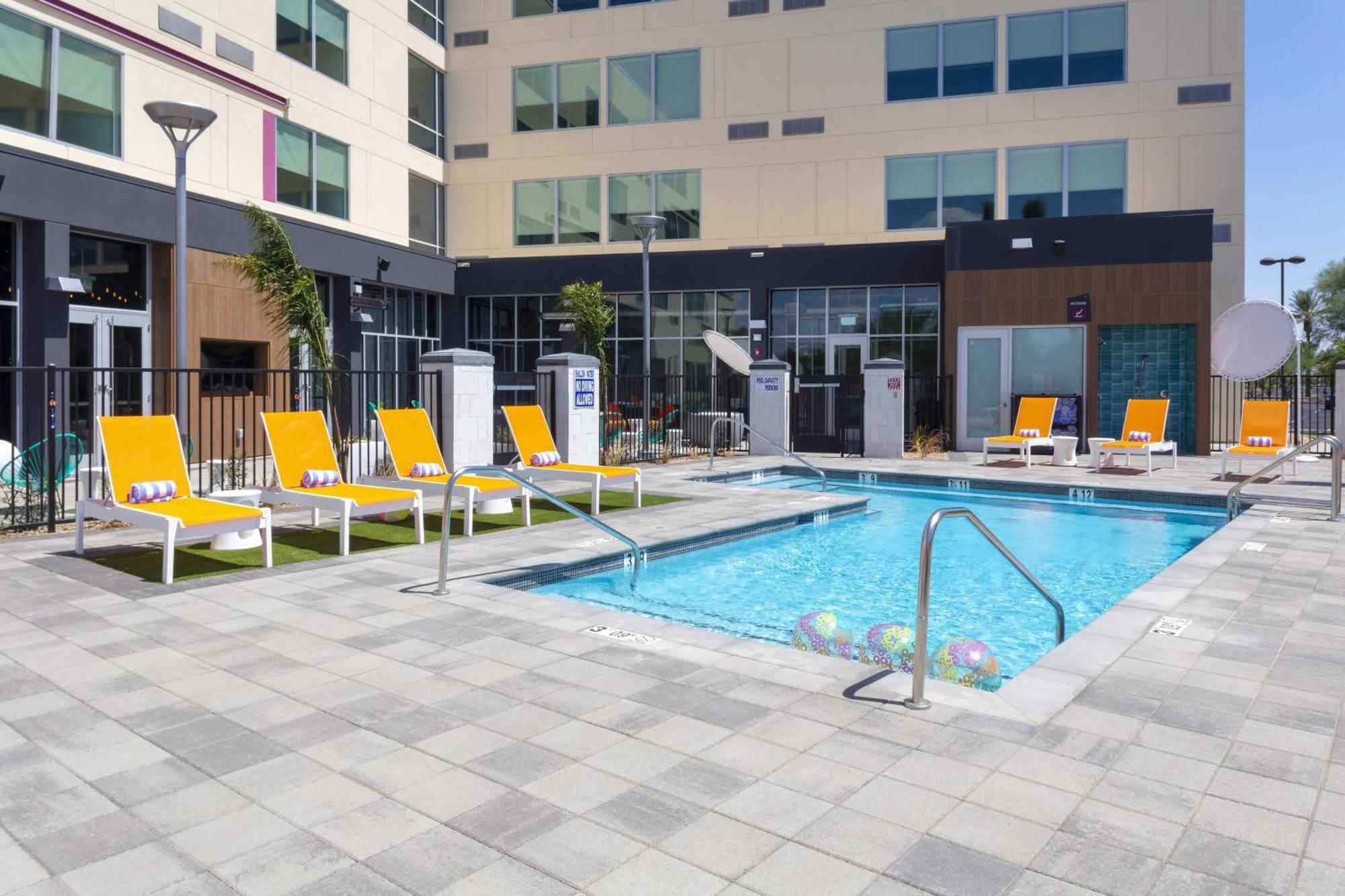 Aloft Glendale At Westgate Hotel Ngoại thất bức ảnh